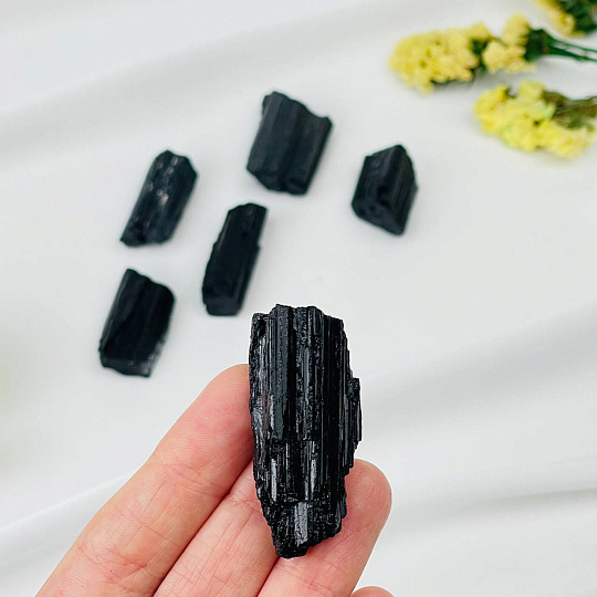 Кристалл из необработанного черного Турмалина (Шерл), Артикул: 076282 - изображение товара №2