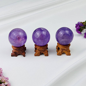Шар из Аметиста на подставке
