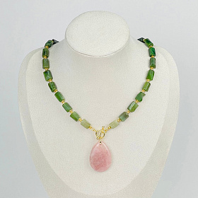 Колье из Нефрита и Розового кварца (градиент)