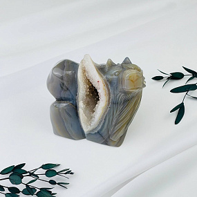 Волк резной из камня Агат серый с жеодой, Артикул: 071707 - изображение товара №2