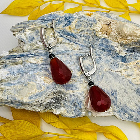 Серьги из Сердолика и черного Турмалина