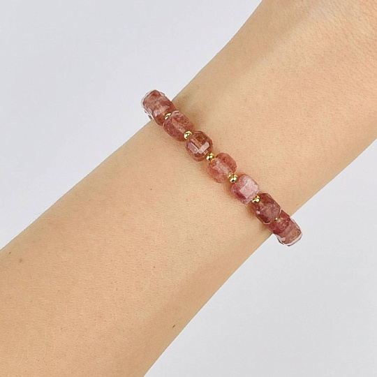 Браслет из Клубничного кварца, Артикул: 118417 - изображение товара №1