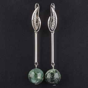Серьги из Серафинита (Россия)