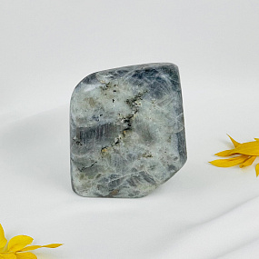 Срез (экран) из камня Лабрадор полированный