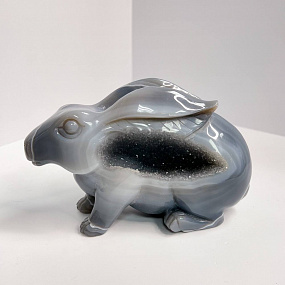 Кролик резной из Агата с жеодой, Артикул: 096869 - изображение товара №1