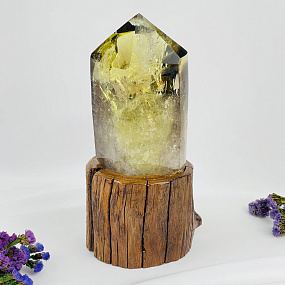 Кристалл из Цитрина на подставке