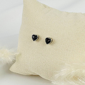 Серьги-пусеты с камнем Гиперстен