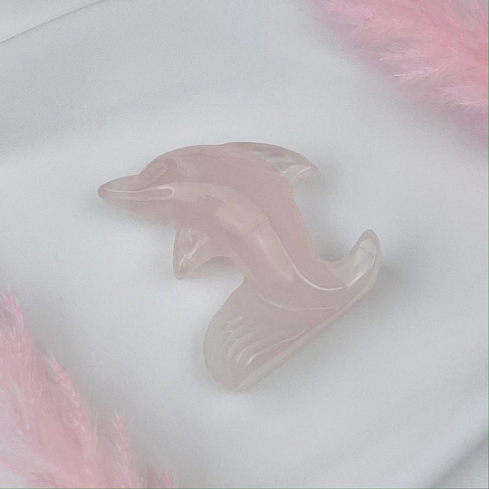 Дельфин из Розового кварца