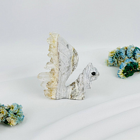 Белка из камня с друзами Горного Хрусталя, Артикул: 117423 - изображение товара №3