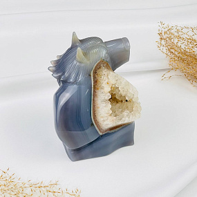 Волк резной из камня Агат серый с жеодой, Артикул: 071745 - изображение товара №5