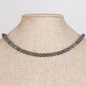 Бусы из Лабрадора (Мадагаскар)