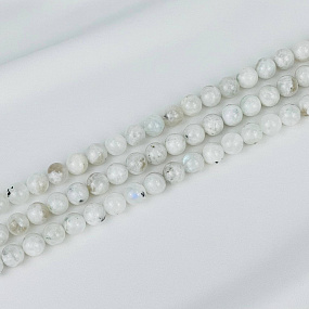 Бусины для украшений из Лунного камня с включением Турмалина(38 бусин)