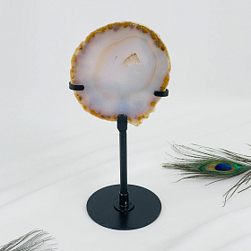 Срез Агата на подставке