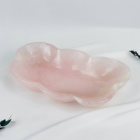 Чаша из мадагаскарского Розового кварца