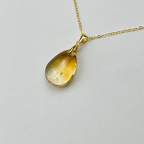 Кулон на цепочке из Цитрина