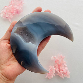 Месяц из Агата с жеодой