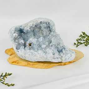 Друза Целестина на подставке