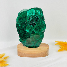 Срез Малахита на подставке