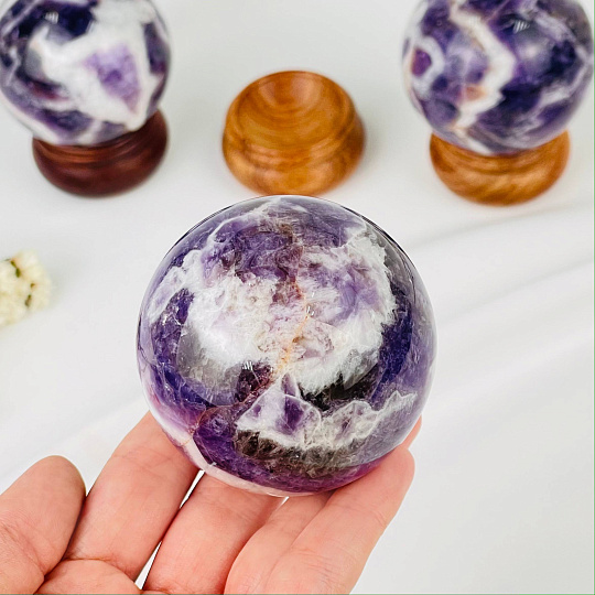 Шар из шевронного Аметиста на подставке, Артикул: 093262 - изображение товара №2