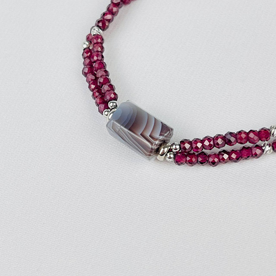 Браслет двойной из Граната и ботсванского Агата, Артикул: 116632 - изображение товара №3