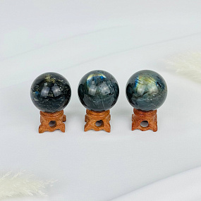 Шар из Лабрадора на подставке, Артикул: 091241 - изображение товара №1