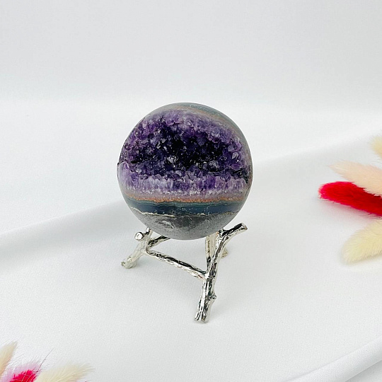 Шар из Аметиста с жеодой, Артикул: 104135 - изображение товара №1