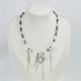 Колье из Горного Хрусталя и Гематита