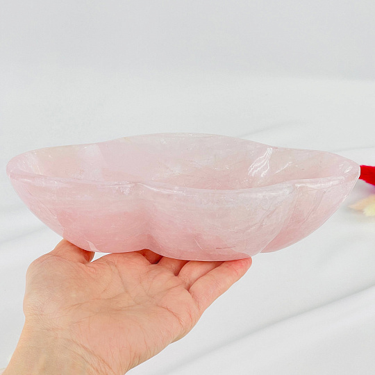 Чаша из мадагаскарского Розового кварца, Артикул: 117734 - изображение товара №3