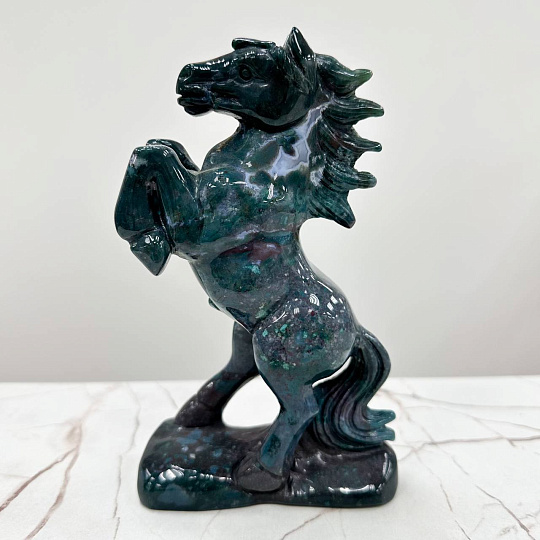 Статуэтка резная "Жеребец" из океанической Яшмы, Артикул: 104783 - изображение товара №1