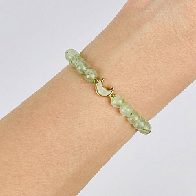 Браслет из Пренита с перламутровой вставкой месяц