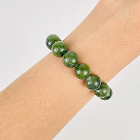 Браслет из Нефрита