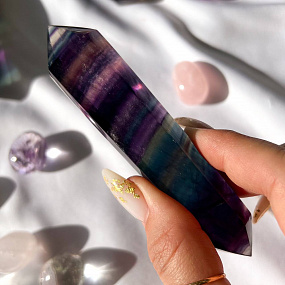 Кристалл двухконечный из Флюорита, Артикул: 101240 - изображение товара №3