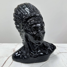 Статуэтка резная Индеец из Обсидиана