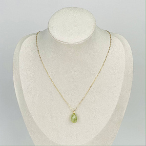 Кулон на цепочке из Пренита