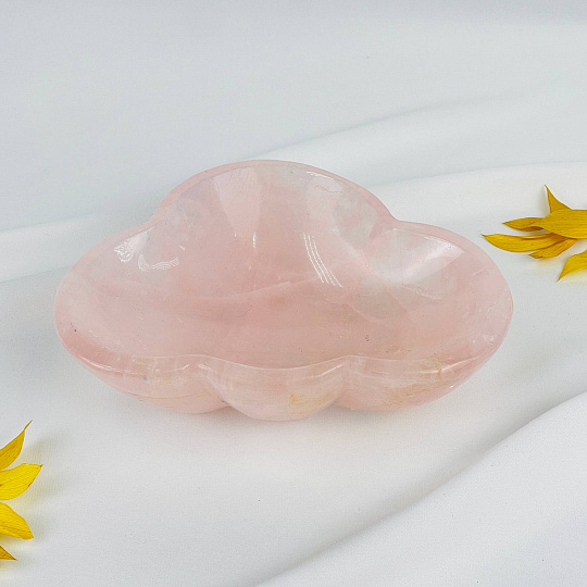 Чаша из мадагаскарского Розового кварца, Артикул: 117736 - изображение товара №1