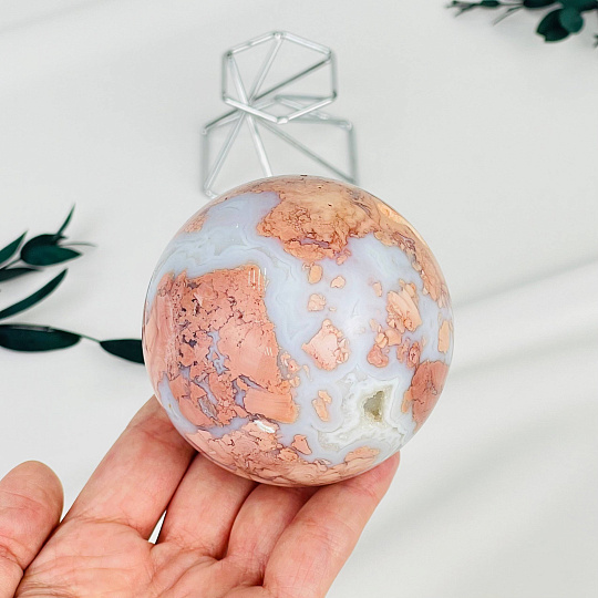 Шар из розового цветочного Агата на подставке, Артикул: 117087 - изображение товара №2