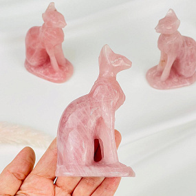 Статуэтка "Кошка" из мадагаскарского Розового кварца, Артикул: 116385 - изображение товара №1