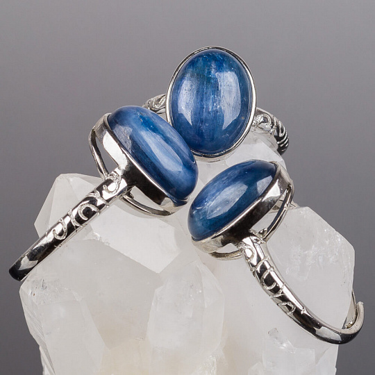Кольцо с камнем Кианит (Бразилия), Артикул: 075798 - изображение товара №1