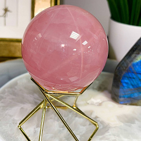 Шар из мадагаскарского Розового кварца, Артикул: 088911 - изображение товара №1