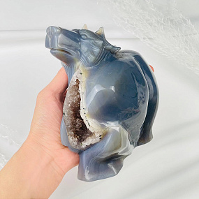 Волк резной из камня Агат серый с жеодой, Артикул: 071744 - изображение товара №4
