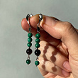 Серьги длинные из Малахита и Граната