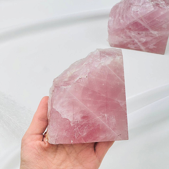 Держатель для книг из мадагаскарского Розового кварца, Артикул: 081586 - изображение товара №3