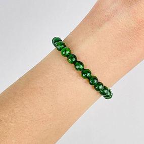 Браслет из Хромдиопсида