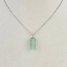 Кулон на цепочке из Берилла