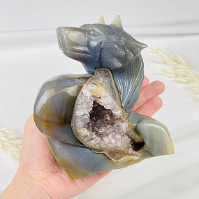 Волк резной из камня Агат серый с жеодой, Артикул: 071710 - изображение товара №4