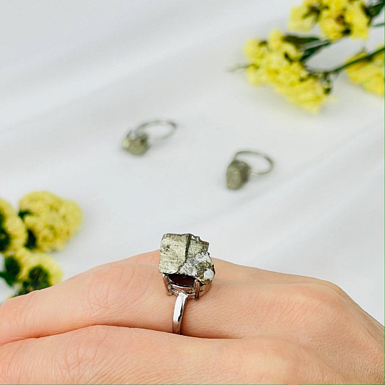 Кольцо регулируемое из необработанного Пирита, Артикул: 115783 - изображение товара №2