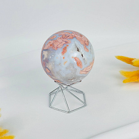 Шар из розового цветочного Агата на подставке